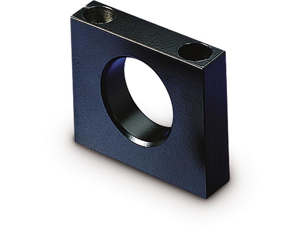 BAD141, 4 Ton BRD Cylinder Attachment, Foot mounting with Retainer Nut.