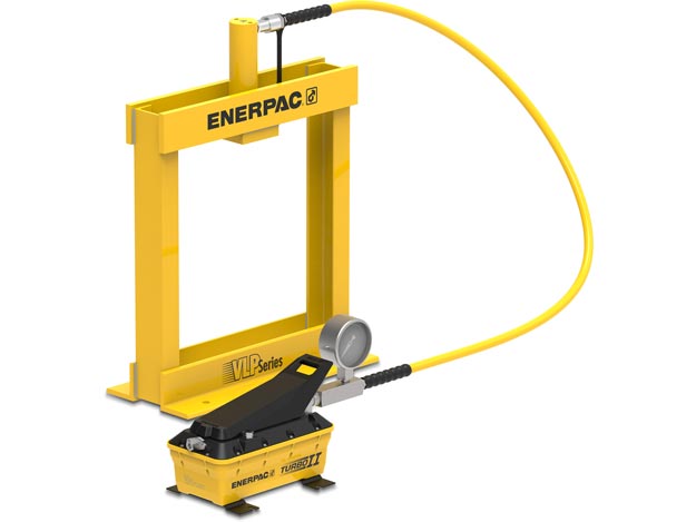 101 kN bench press with VLP106PAT1, RC106 single-acting cylinder and PATG1102N air pump
